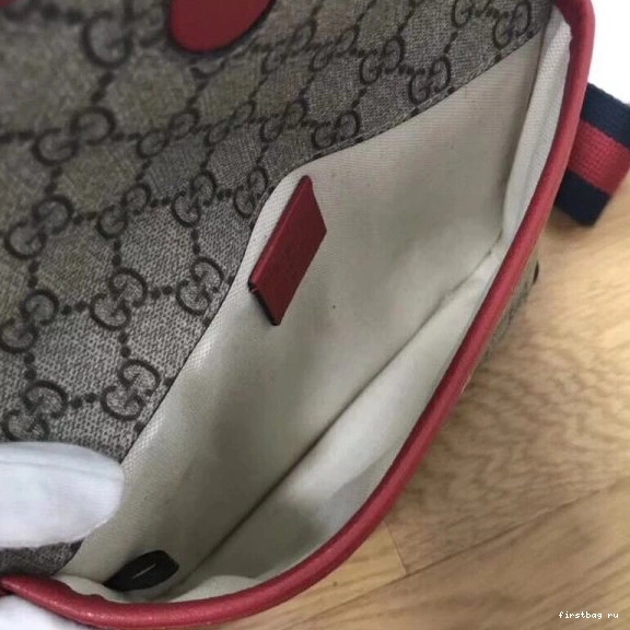 First bag ru bag GG messenger Gucci 0723